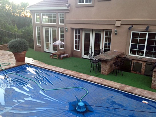 Artificial Grass Photos: Artificial Turf San Clemente California  Landscape  Swimming